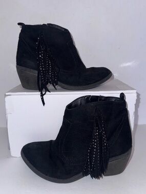 wonder nation size 1 Black Suede Fringe Ankle Booties